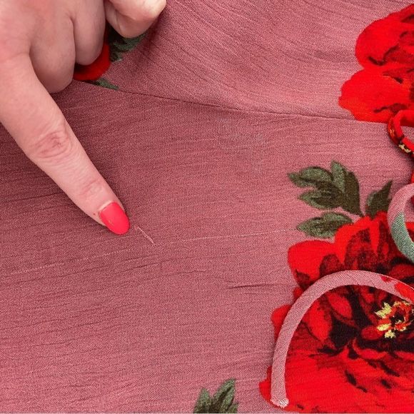 Kendall & Kylie floral romper size small - Picture 8 of 11